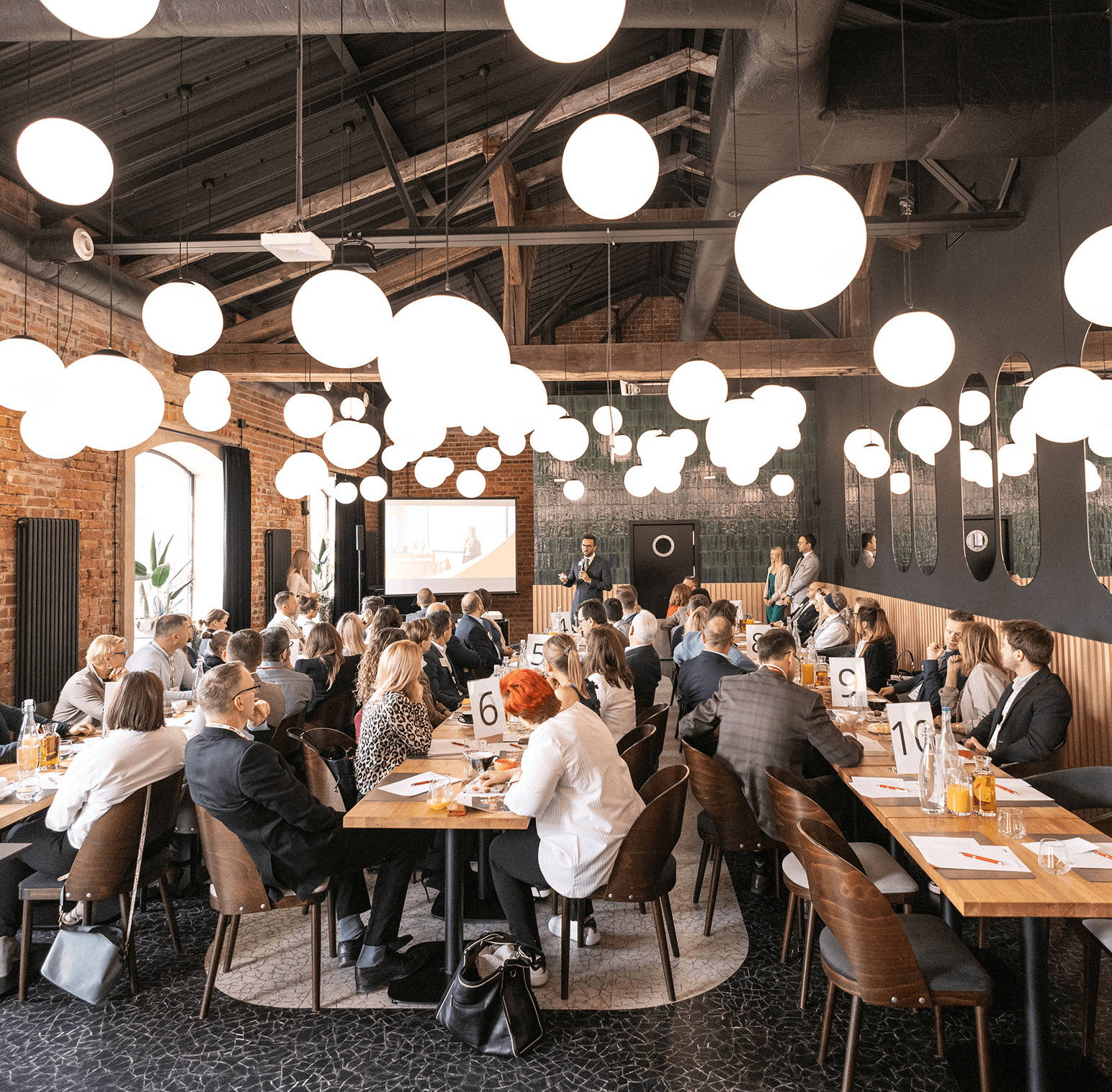 Agency Meeting Image